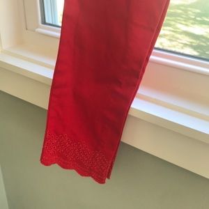 Red eyelet lace embellished slimming